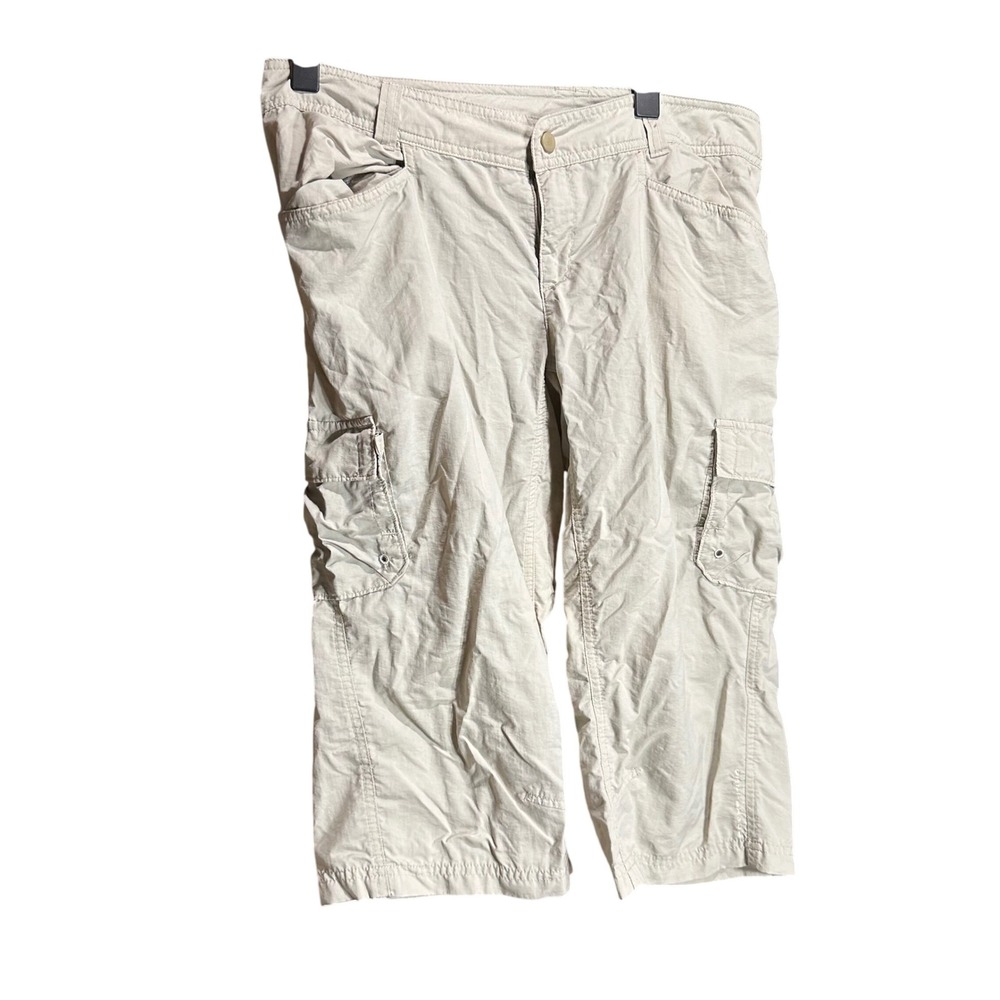 Columbia Sportswear Women Size 10 Beige Cargo Capri Pants‎ Outdoor Adventure